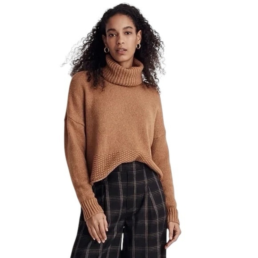 Madewell Sadler Turtleneck Sweater in Heather Camel